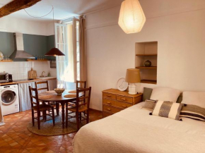 Appartement de charme au coeur du vieux Aix.